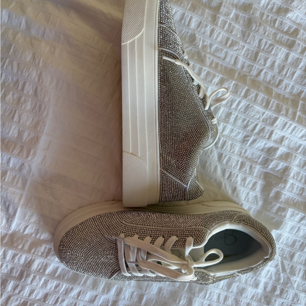 Jessica Simpson Cherello Platform Sneaker - Picture 4 of 6